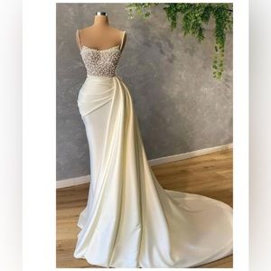 Ivory Wedding Dress